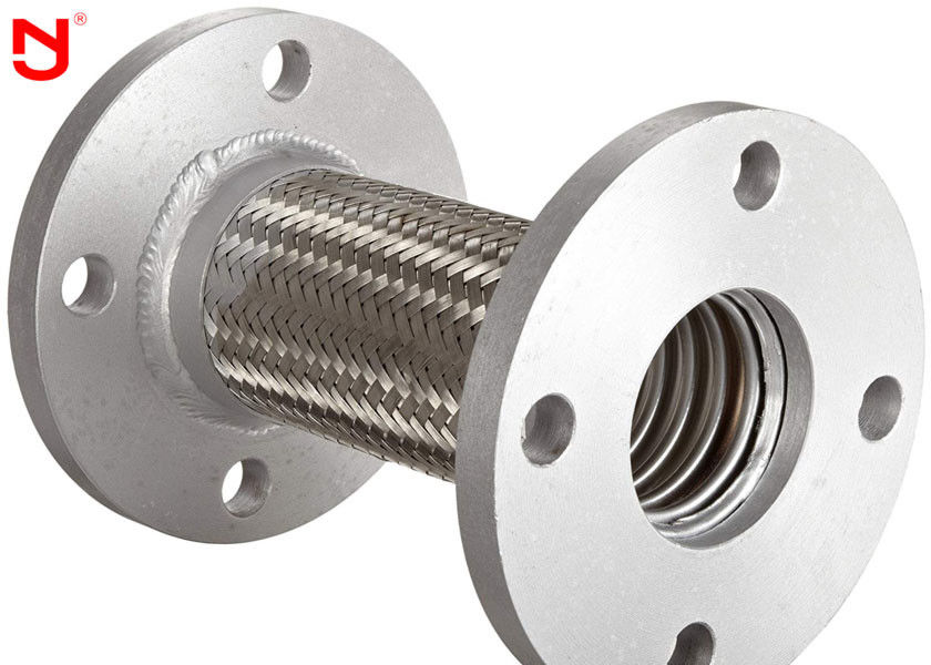 Çift Telli Metal Örgülü Hortum Çelik Kemer Ağı Her İki Uçlu Flanş Konnektörü Korozyona Dirençli